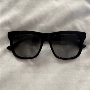 Gucci Black Sunglasses with case, bag and cleaning wipe